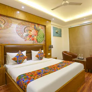 Fabhotel Prime Star 17 - Nr Yashobhoomi Convention Centre *** Delhi (National Capital Territory of India)